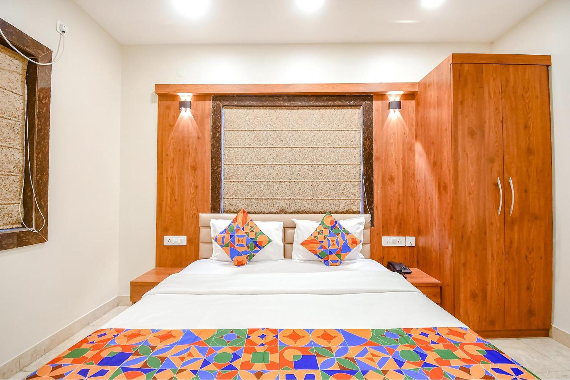 Fabhotel Dream World Residency - Nr Biswa Bangla Gate Calcutta Extérieur photo