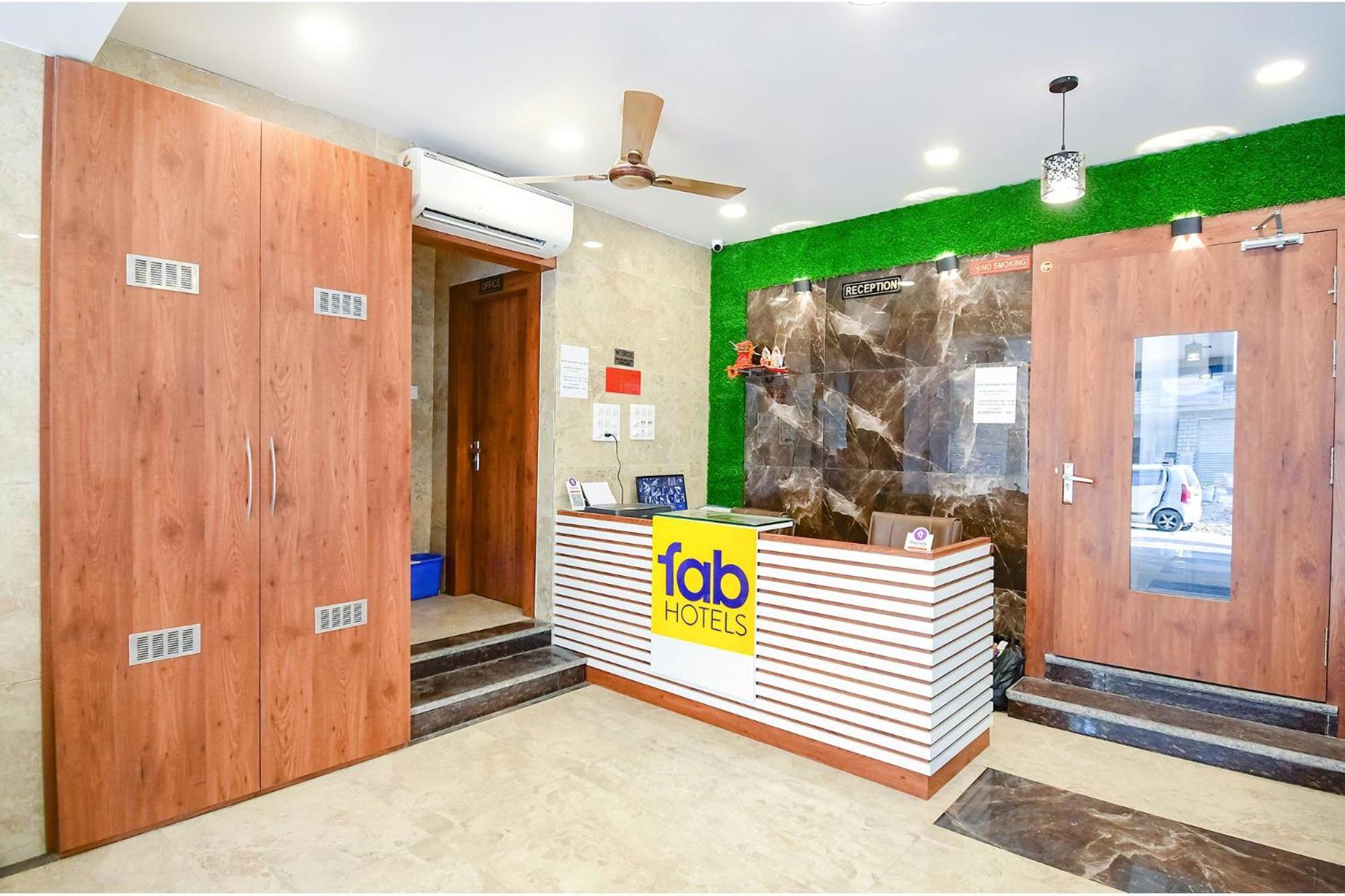 Fabhotel Dream World Residency - Nr Biswa Bangla Gate Calcutta Extérieur photo